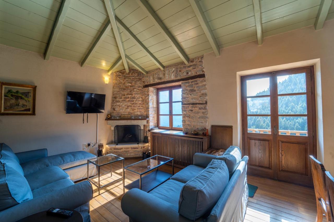 Villa Korfes-Κορφές Τριώροφη Βίλα Για Οικογένειες Και Παρέες Karpenísion Zewnętrze zdjęcie